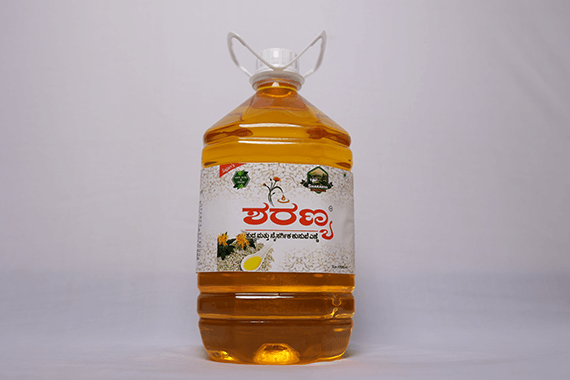 Cold-pressed safflower oil